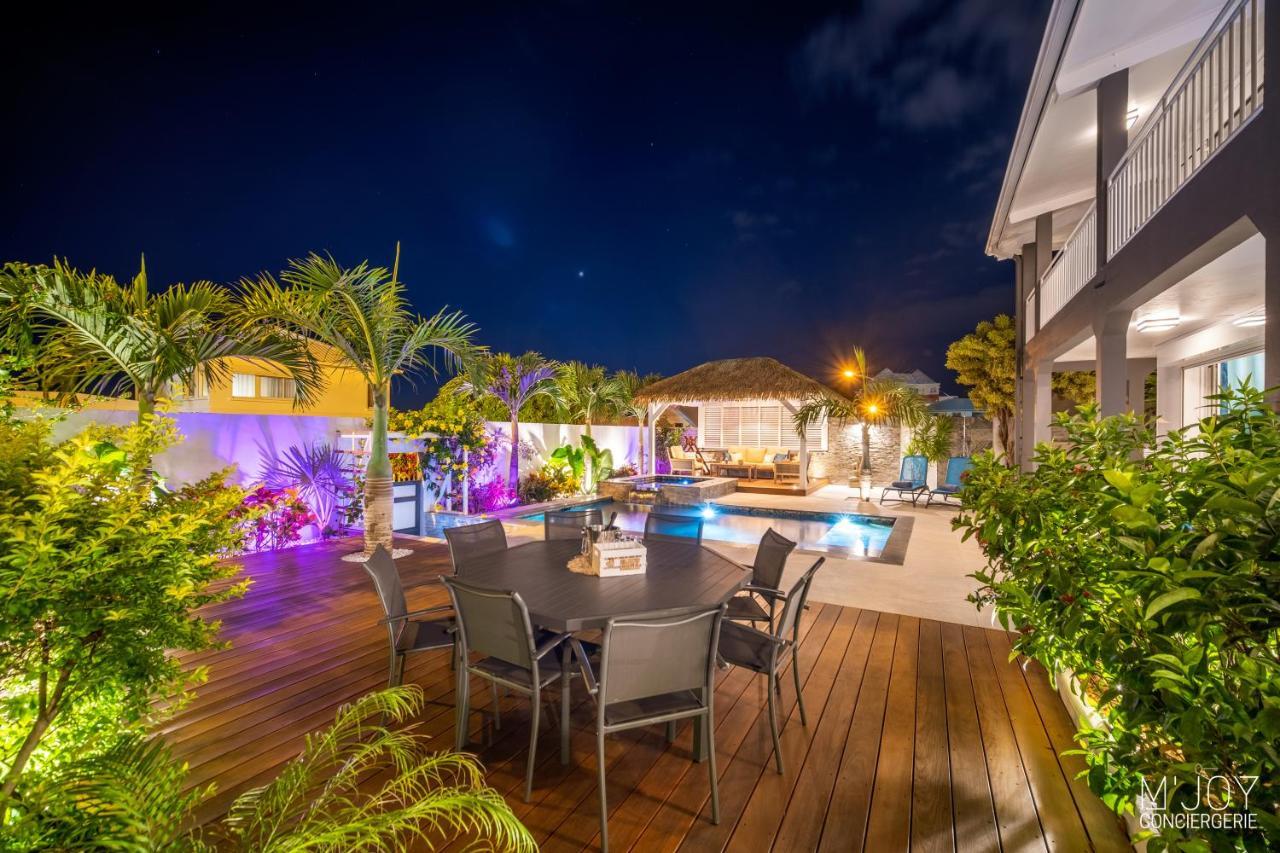La Villa Rosaya - Piscine & Jacuzzi サン・ピエール エクステリア 写真